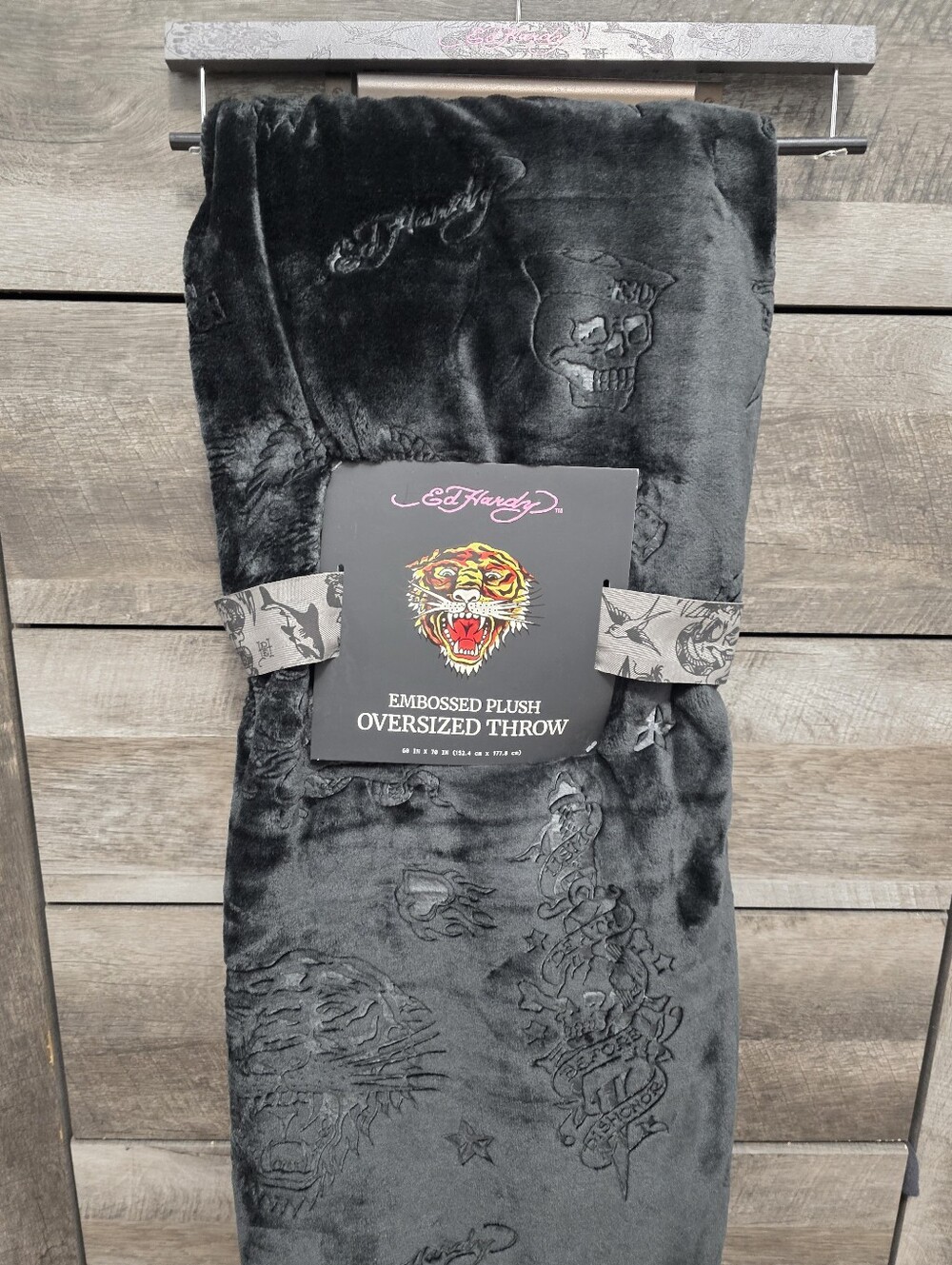 Ed Hardy Tiger Oversized Black Embossed Throw Blanket New